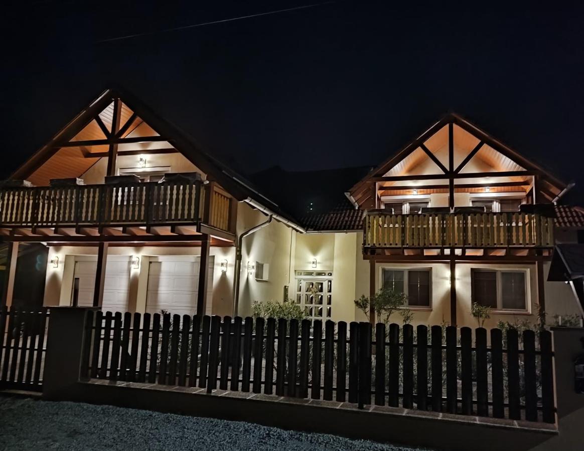 Отель Haus Marika Шиофок Экстерьер фото